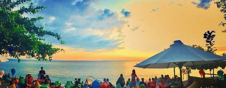 6+ Restauran Pinggir Pantai dengan View Spektakuler Sunset di Senggigi
